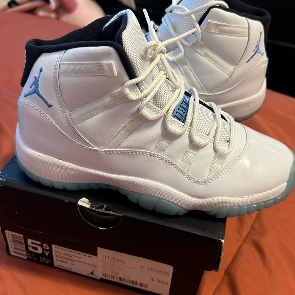 retro 11
